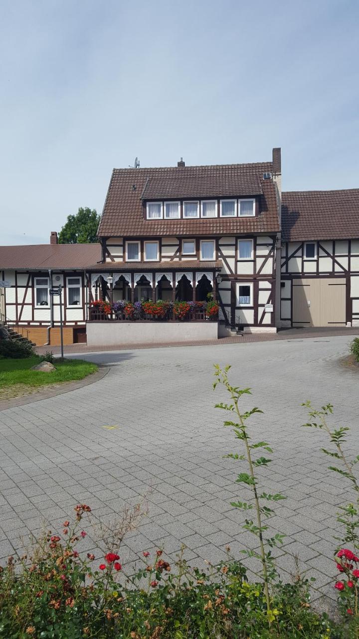 Gast- Und Pensionhaus Zur Linde Staufenberg  Экстерьер фото